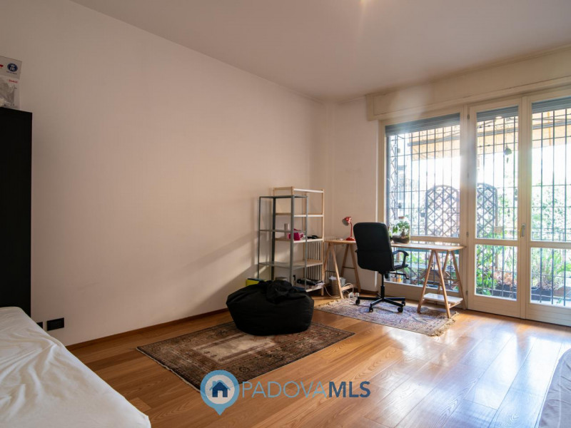 Immobile in esclusiva al Gruppo Padova MLS

Appartamento in Vendita: Eleganza e Comfort nel Cuore...