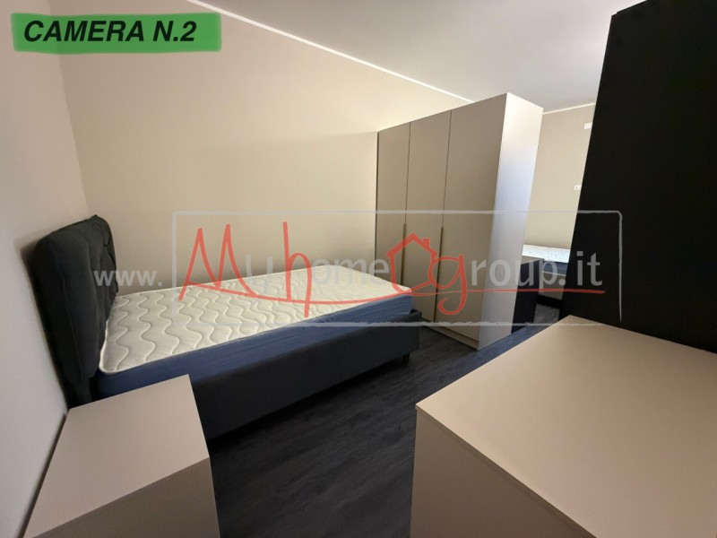 PADOVA ZONA STAZIONE (Rif. AFF550P) 

ITA

Disponibili quattro posti letto in due stanze doppie i...
