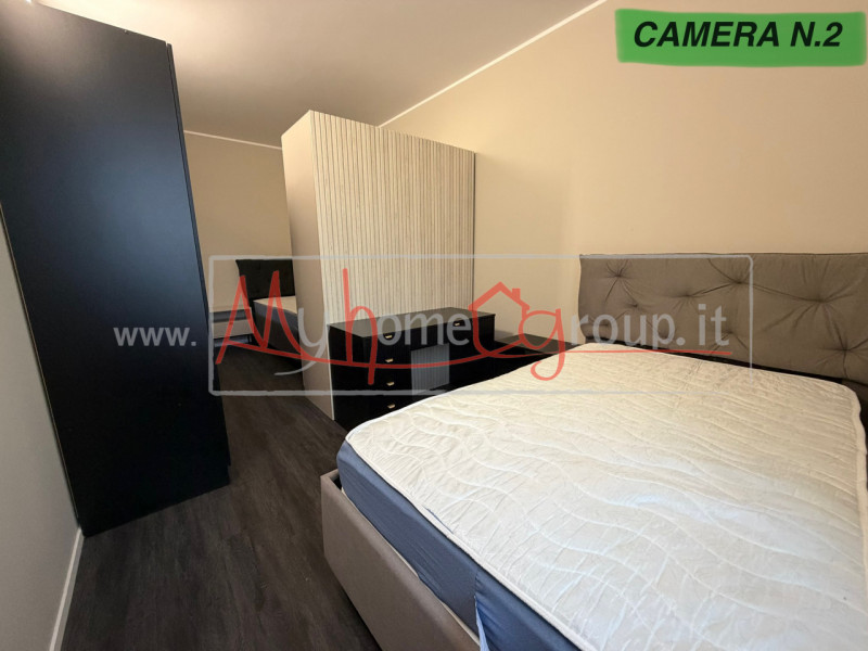 PADOVA ZONA STAZIONE (Rif. AFF550P) 

ITA

Disponibili quattro posti letto in due stanze doppie i...