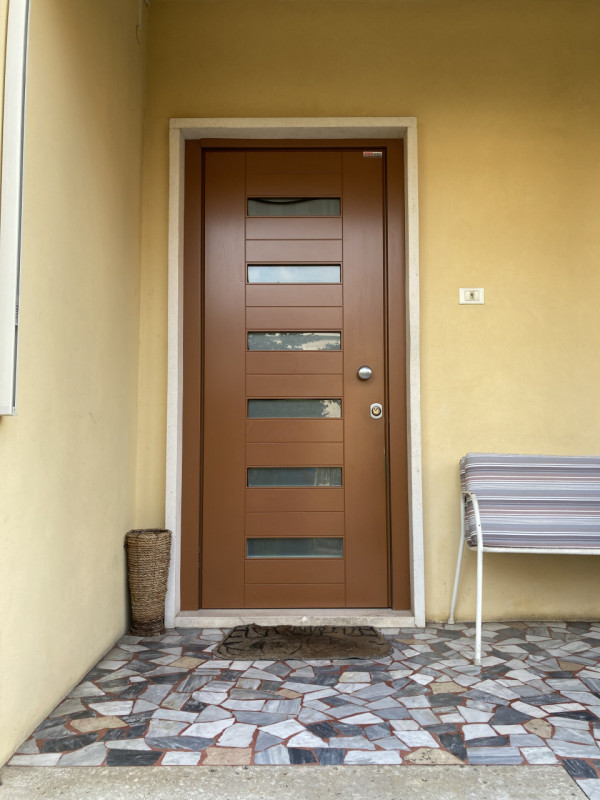 In zona interna del quartiere residenziale di Santa Bertilla, proponiamo in affitto un appartamen...