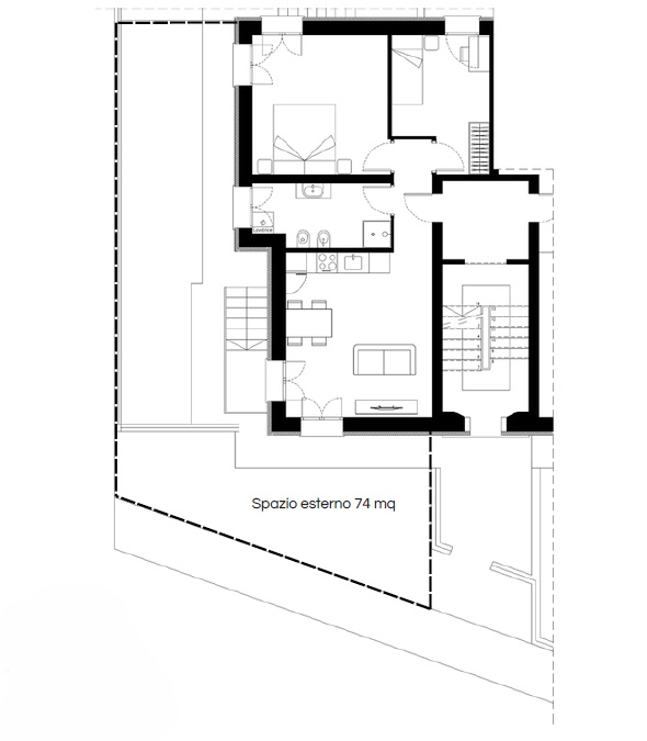 Situata nel rinomato quartiere Ferrovieri, in contesto condominiale di sole quattro unità, questa...