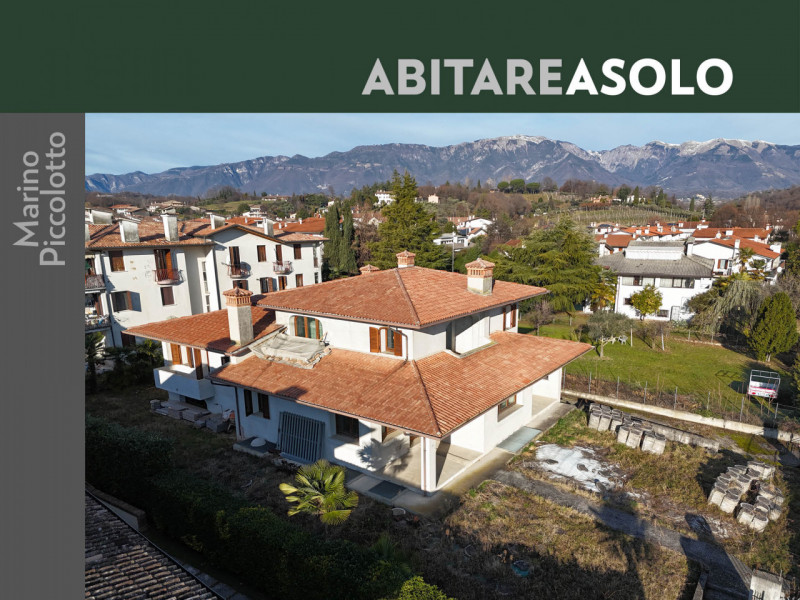 Rif. V5416 - Onè di Fonte, in posizione residenziale tranquilla e ben servita, proponiamo villa s...