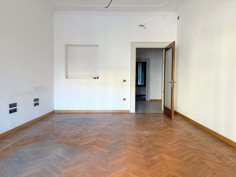 THIENE CENTRO - Prestigiosa Villa Storica € 540.000,00

Trattativa Unica immobiliare, via Prà Bor...