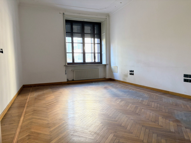 THIENE CENTRO - Prestigiosa Villa Storica € 540.000,00

Trattativa Unica immobiliare, via Prà Bor...