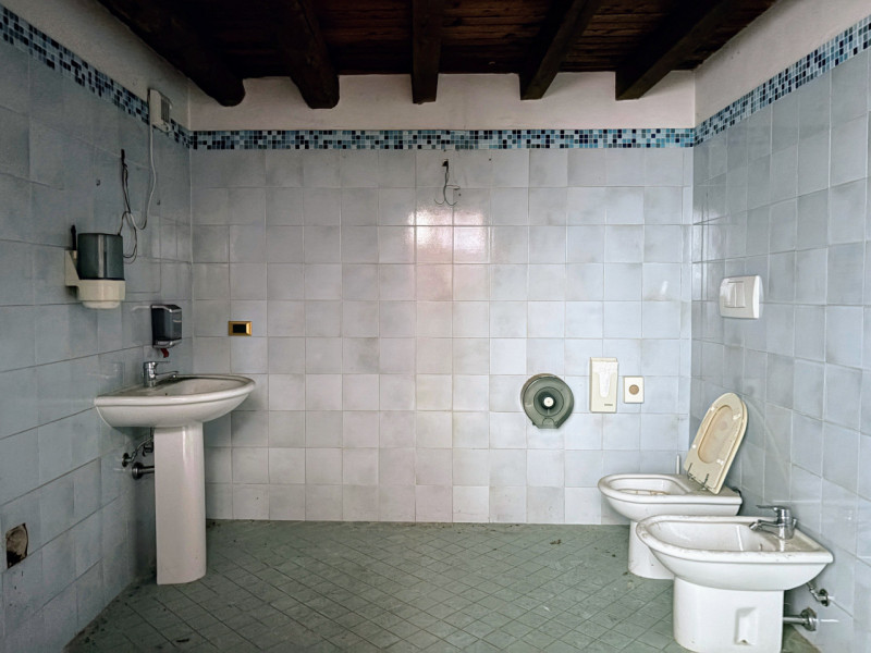 THIENE CENTRO - Prestigiosa Villa Storica € 540.000,00

Trattativa Unica immobiliare, via Prà Bor...