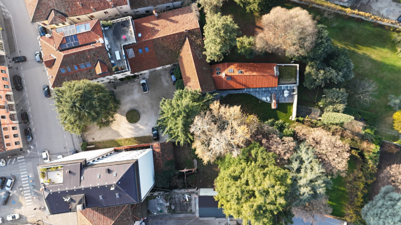 THIENE CENTRO - Prestigiosa Villa Storica € 540.000,00

Trattativa Unica immobiliare, via Prà Bor...