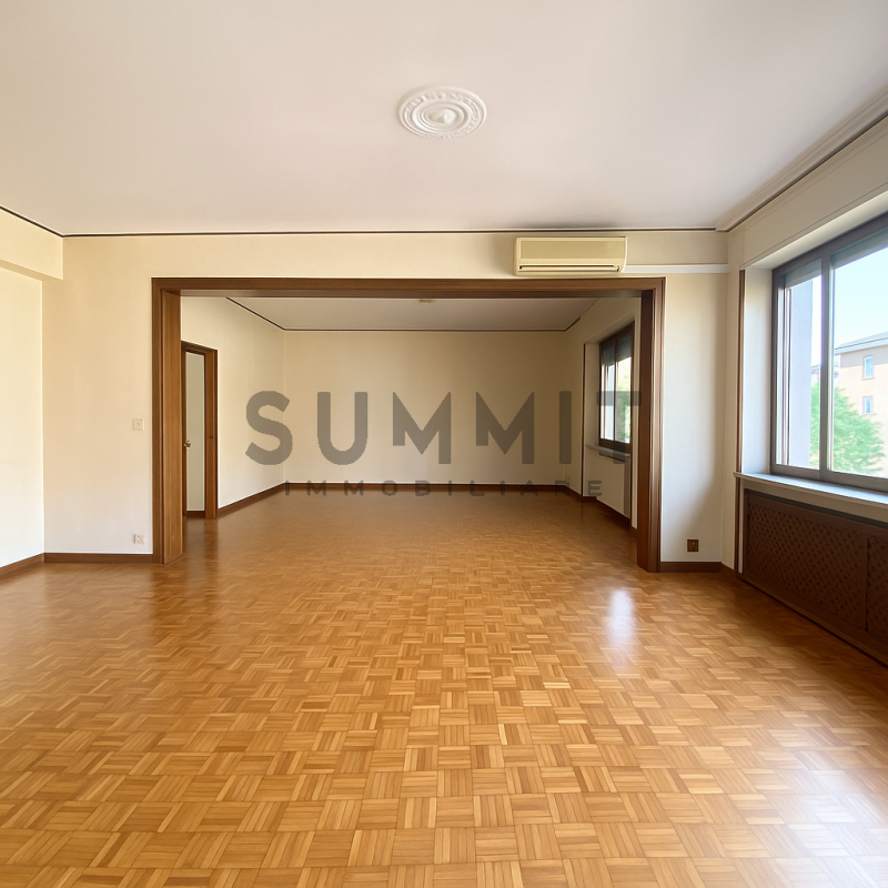 SCHIO – CENTRO: Luminoso e spazioso appartamento TRICAMERE di 255 mq, sito al quarto ed ultimo pi...