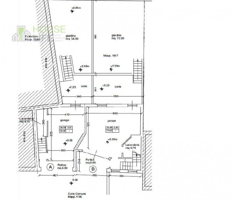PIOVENE ROCCHETTE-CENTRO: posizionata all'interno di una corte del centro storico, CASA A SCHIERA...