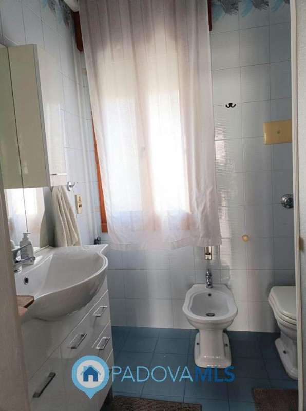 Immobile in esclusiva al Gruppo Padova MLS

Tencarola interessante appartamento in bifamiliare, c...