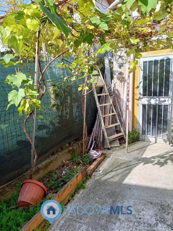 Immobile in esclusiva al Gruppo Padova MLS

Tencarola interessante appartamento in bifamiliare, c...