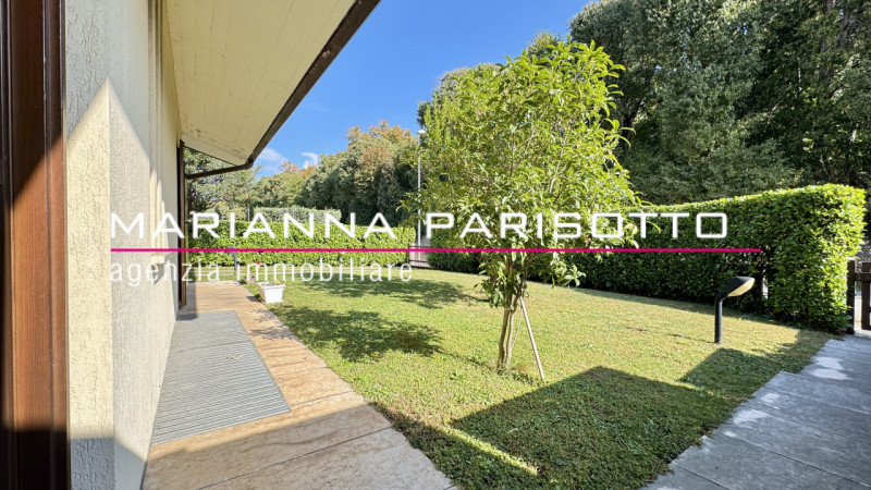 Ns. Esclusiva, in zona tranquilla a Bassano del Grappa, nel piacevole e richiesto quartiere Ca’Ba...