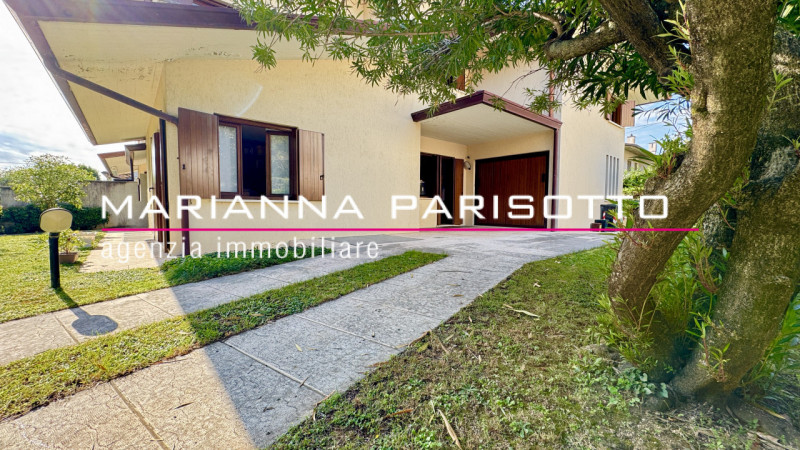 Ns. Esclusiva, in zona tranquilla a Bassano del Grappa, nel piacevole e richiesto quartiere Ca’Ba...