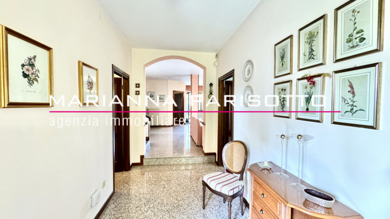 Ns. Esclusiva, in zona tranquilla a Bassano del Grappa, nel piacevole e richiesto quartiere Ca’Ba...