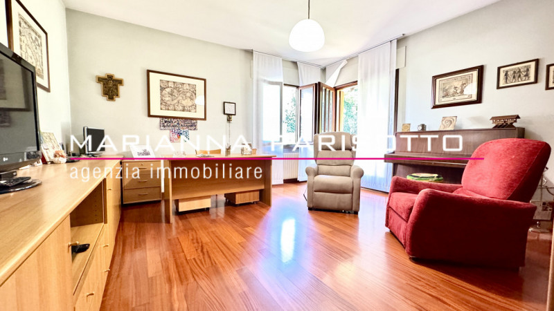 Ns. Esclusiva, in zona tranquilla a Bassano del Grappa, nel piacevole e richiesto quartiere Ca’Ba...