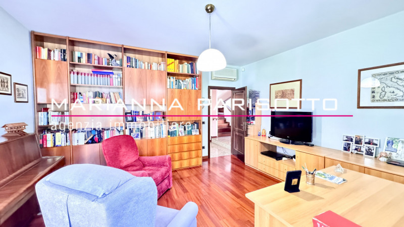 Ns. Esclusiva, in zona tranquilla a Bassano del Grappa, nel piacevole e richiesto quartiere Ca’Ba...