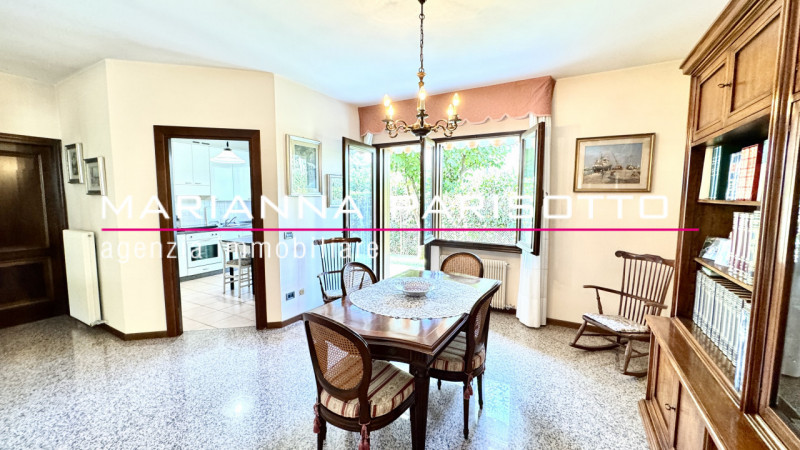 Ns. Esclusiva, in zona tranquilla a Bassano del Grappa, nel piacevole e richiesto quartiere Ca’Ba...