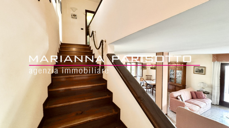 Ns. Esclusiva, in zona tranquilla a Bassano del Grappa, nel piacevole e richiesto quartiere Ca’Ba...