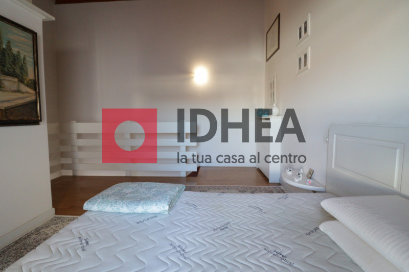 CAMALO'- POVEGLIANO 

RIF"APC2"

In un contesto residenziale tranquillo e riservato, proponiamo q...