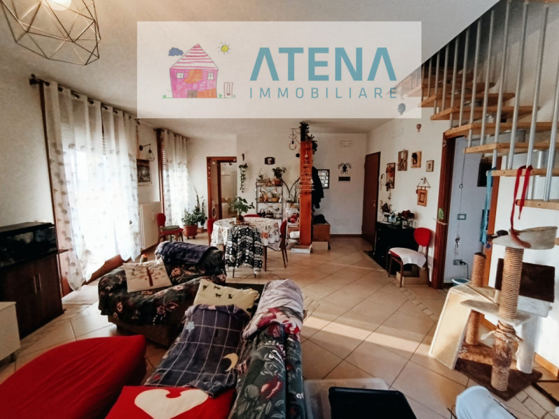 rif. 25665

RUBANO - VILLAGUATTERA

Proponiamo in vendita esclusiva, ampio appartamento duplex al...