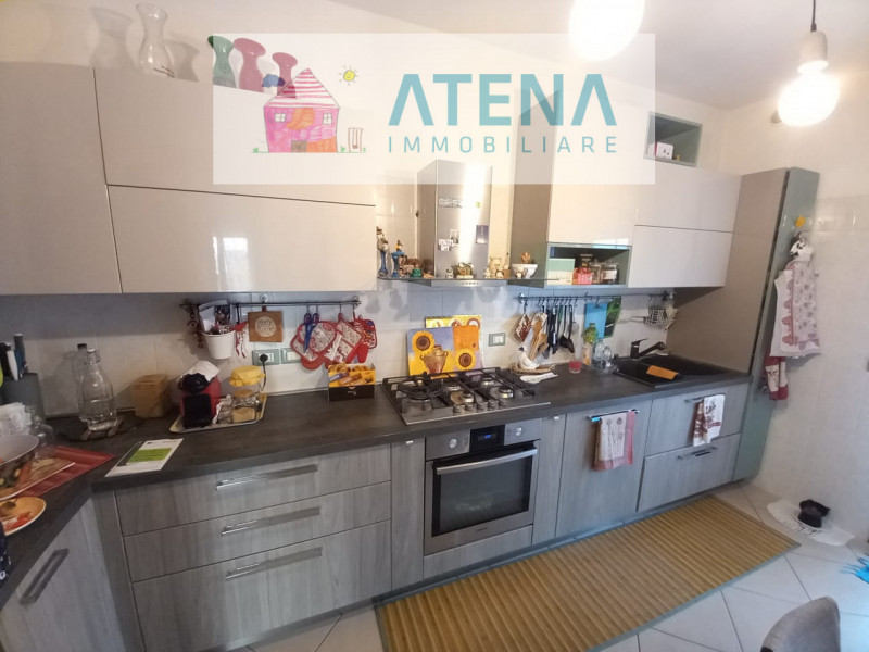 rif. 25665

RUBANO - VILLAGUATTERA

Proponiamo in vendita esclusiva, ampio appartamento duplex al...