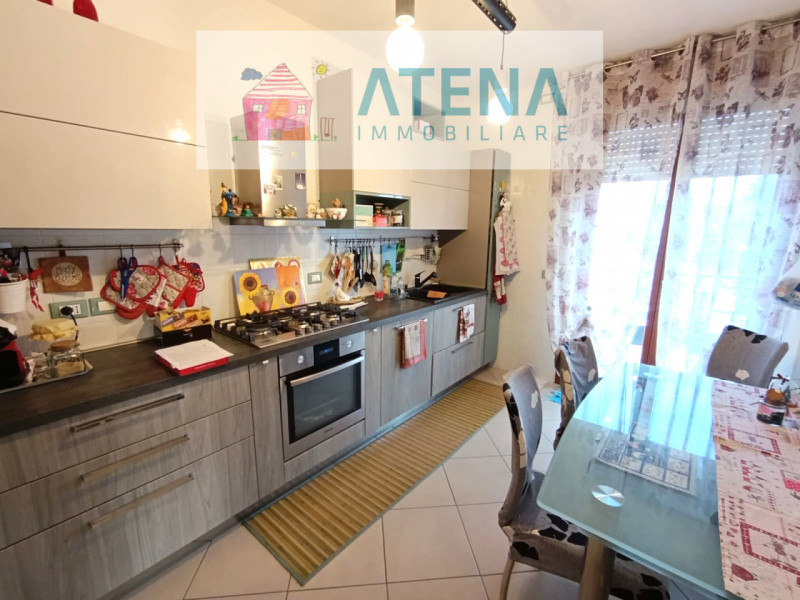rif. 25665

RUBANO - VILLAGUATTERA

Proponiamo in vendita esclusiva, ampio appartamento duplex al...