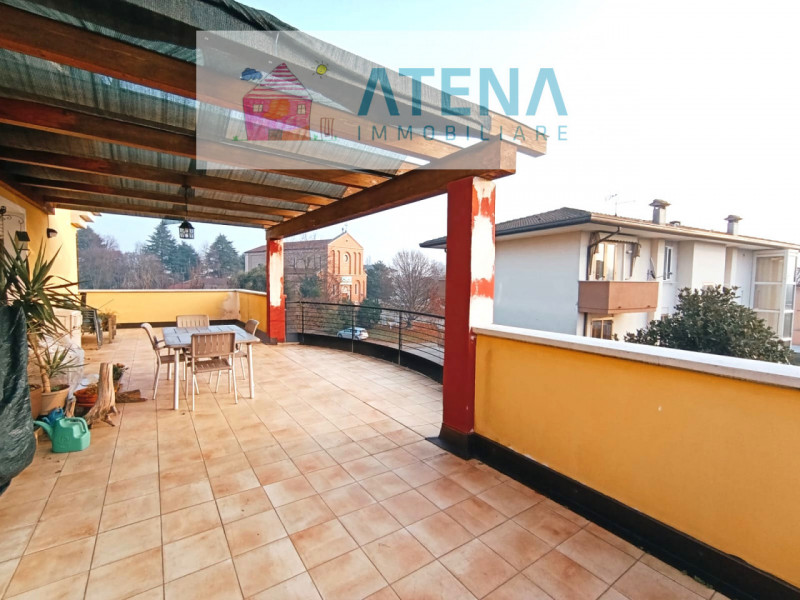 rif. 25665

RUBANO - VILLAGUATTERA

Proponiamo in vendita esclusiva, ampio appartamento duplex al...