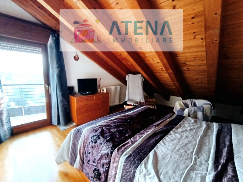 rif. 25665

RUBANO - VILLAGUATTERA

Proponiamo in vendita esclusiva, ampio appartamento duplex al...