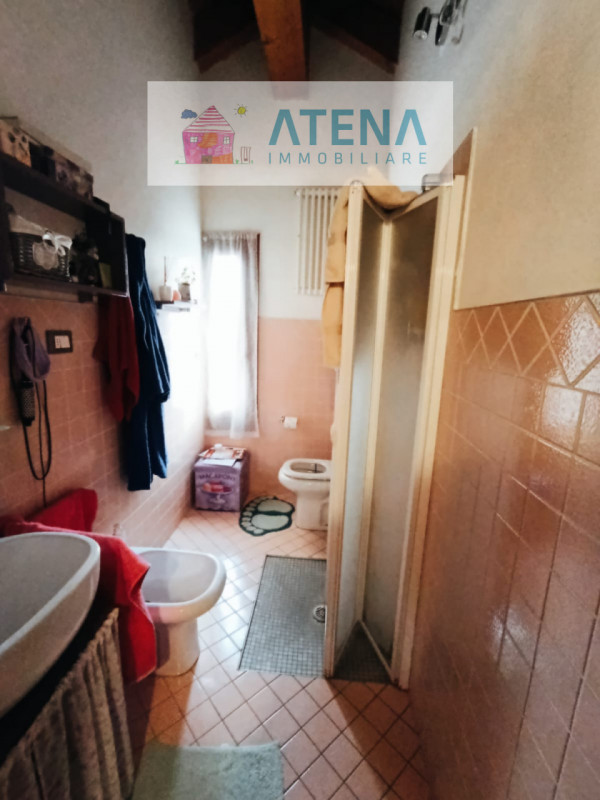 rif. 25665

RUBANO - VILLAGUATTERA

Proponiamo in vendita esclusiva, ampio appartamento duplex al...