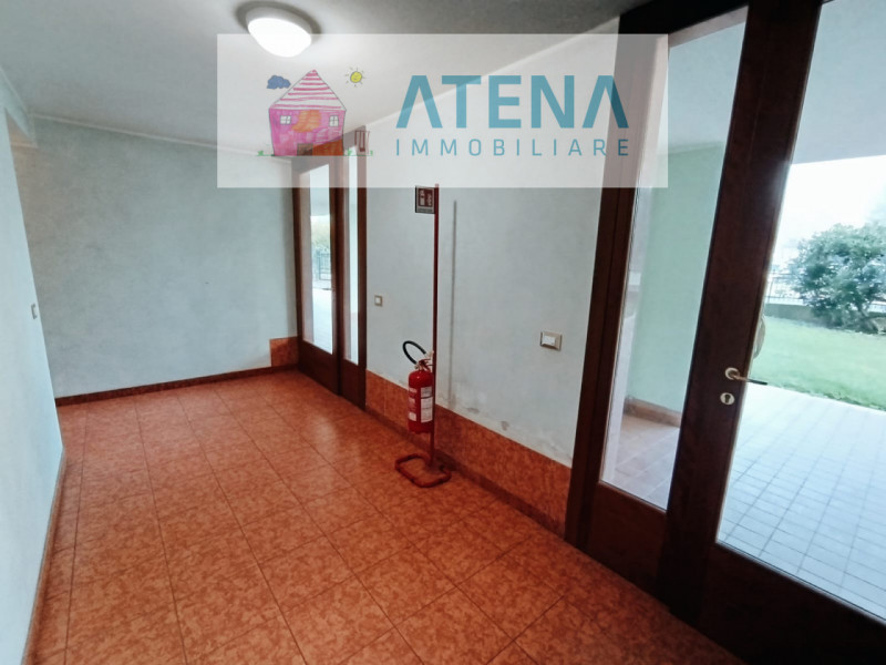 rif. 25665

RUBANO - VILLAGUATTERA

Proponiamo in vendita esclusiva, ampio appartamento duplex al...