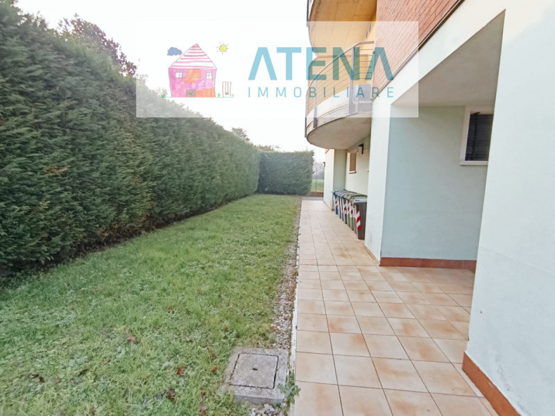 rif. 25665

RUBANO - VILLAGUATTERA

Proponiamo in vendita esclusiva, ampio appartamento duplex al...