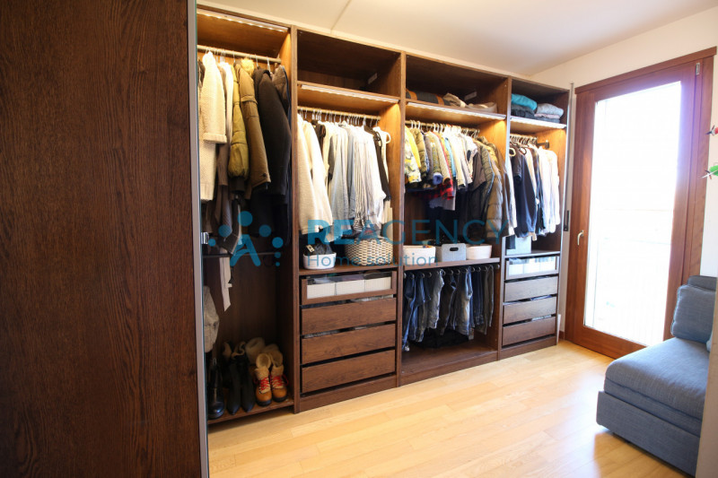 Dueville 

Stai cercando un appartamento pronto da vivere dove design moderno incontra praticità ...