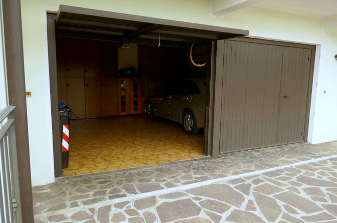 Rif. A.A.85-24

Vendita all'asta - abitazione unifamiliare su 3 livelli in data 20 gennaio 2026

...