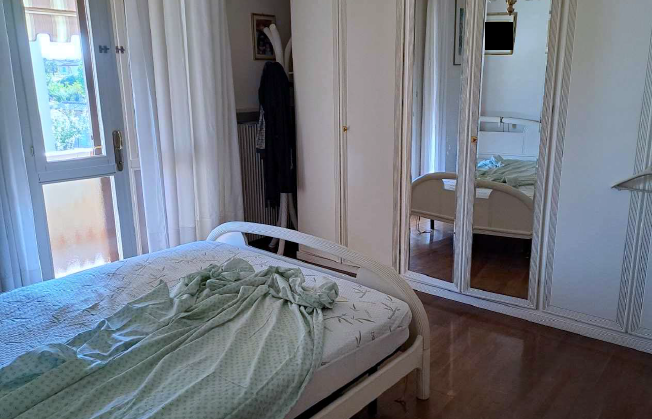 Rif. A.A.85-24

Vendita all'asta - abitazione unifamiliare su 3 livelli in data 20 gennaio 2026

...