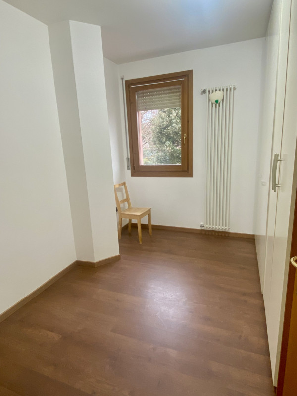 Castelfranco V.to: a due passi da passi da piazza Giorgione proponiamo in locazione un appartamen...