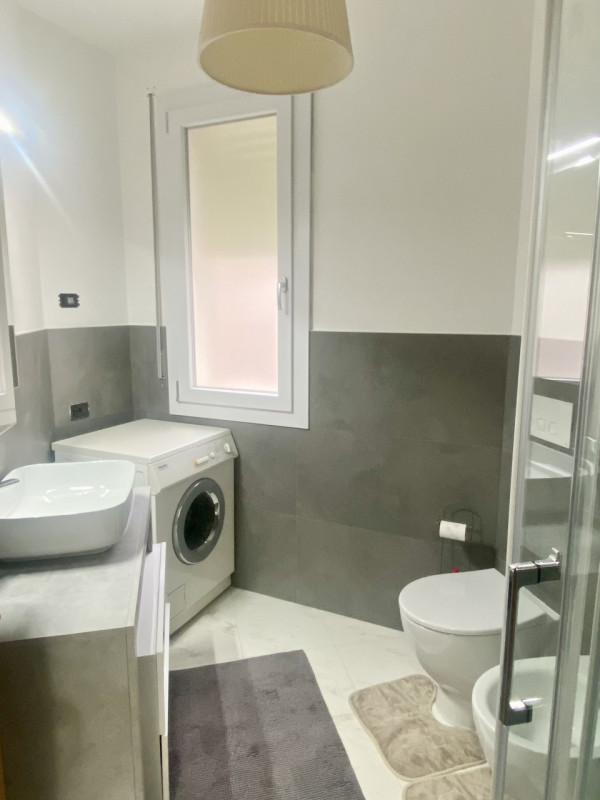 Castelfranco V.to: a due passi da passi da piazza Giorgione proponiamo in locazione un appartamen...