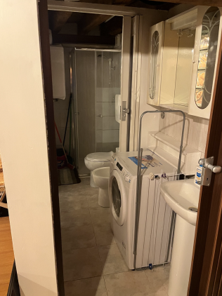 Rif. A.A.354-24

Vendita all'asta - magazzino al piano terra in data 23 gennaio 2026

Descrizione...