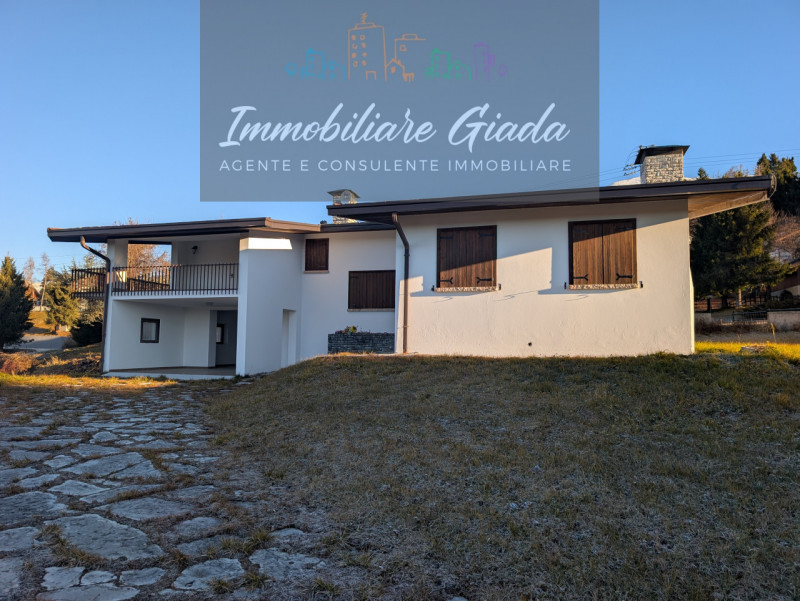 Questo immobile non è più disponibile 

Villa contemporanea situata nel cuore di Tambre, una loca...