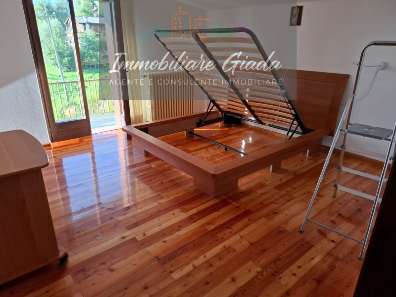 Questo immobile non è più disponibile 

Villa contemporanea situata nel cuore di Tambre, una loca...