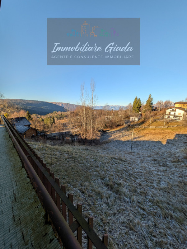 Questo immobile non è più disponibile 

Villa contemporanea situata nel cuore di Tambre, una loca...