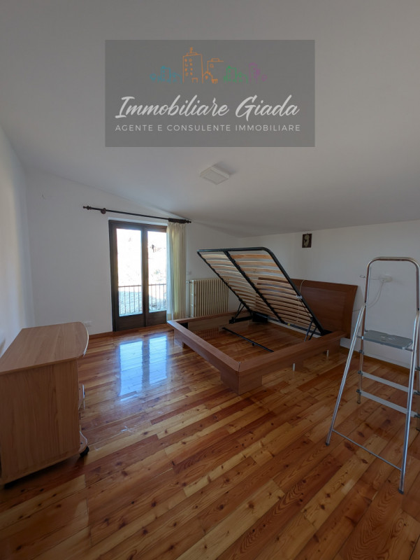 Questo immobile non è più disponibile 

Villa contemporanea situata nel cuore di Tambre, una loca...