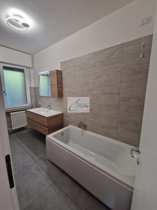 Padova - Noventa

NON CHIAMARE MA MANDARE SOLO MAIL CON NUMERO DI TELEFONO.
Saranno prese in cons...