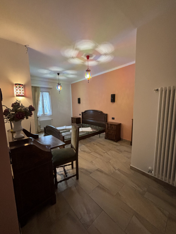 Proponiamo in affitto un appartamento bilocale di circa 53 mq situato nel comune di Revine Lago, ...