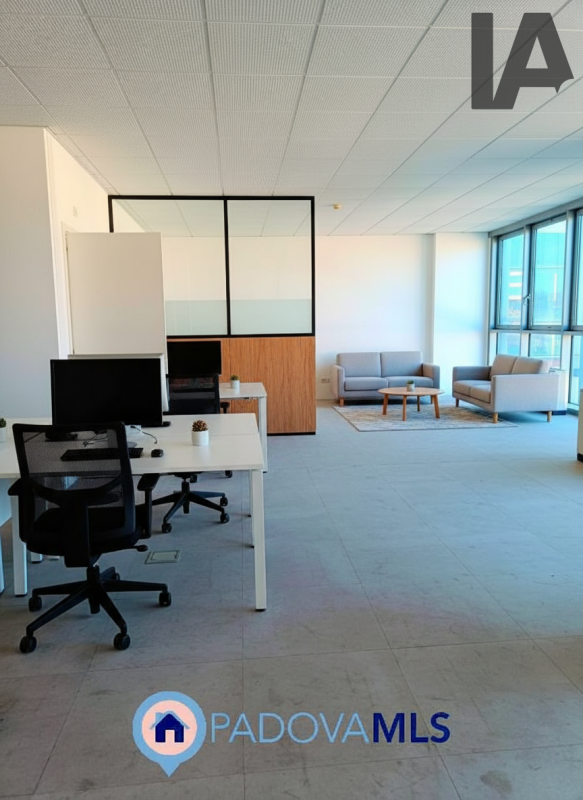 Immobile in esclusiva al Gruppo Padova MLS

Padova via Venezia ufficio al piano secondo fronte st...