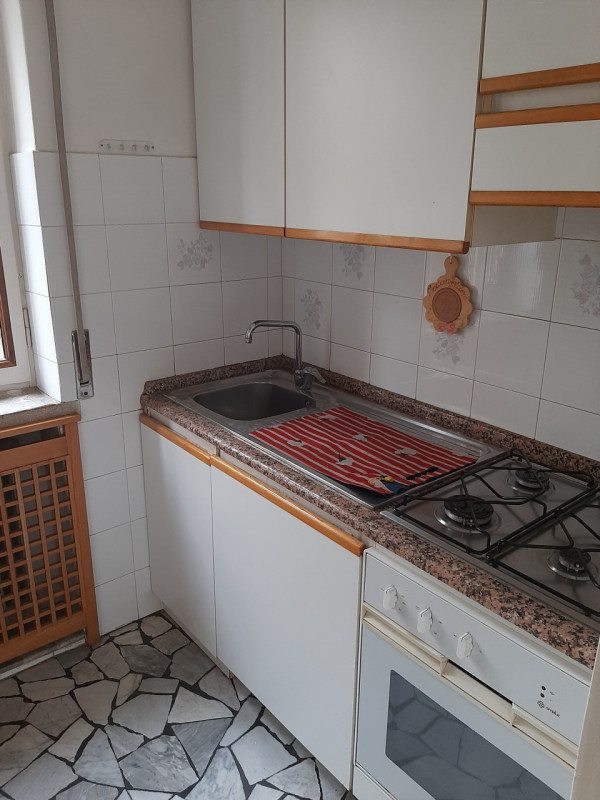 Situato nel cuore di San Lazzaro, uno dei quartieri più ricercati di Vicenza, proponiamo in vendi...