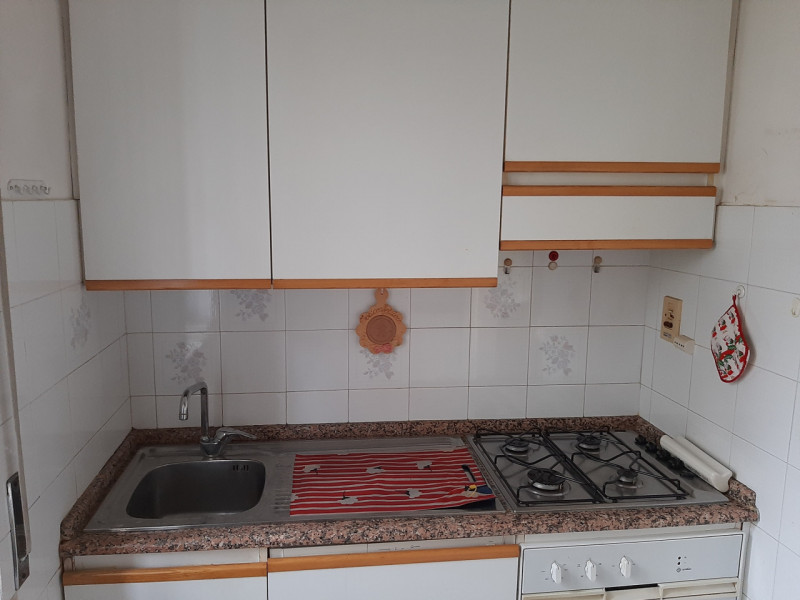 Situato nel cuore di San Lazzaro, uno dei quartieri più ricercati di Vicenza, proponiamo in vendi...