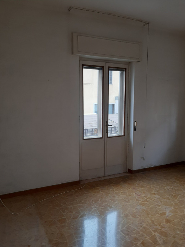 Situato nel cuore di San Lazzaro, uno dei quartieri più ricercati di Vicenza, proponiamo in vendi...