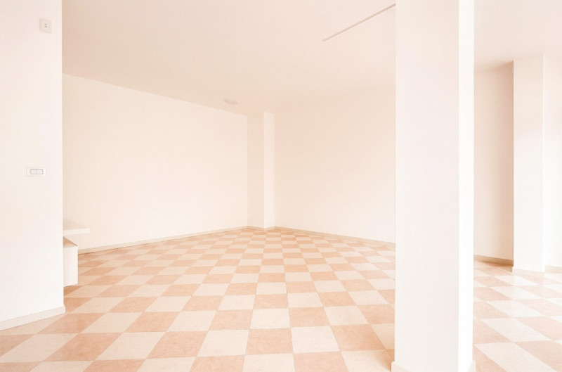 Nel suggestivo Parco Urbano Termale di Abano Terme, dove le passeggiate si snodano tra vialetti c...