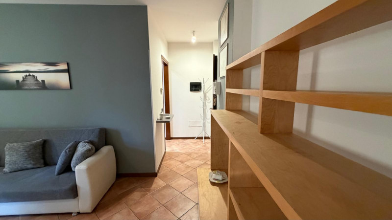 Scopri il tuo nuovo angolo di tranquillità nel cuore di Noventa Padovana! Questo affascinante app...