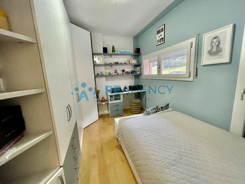 VALDAGNO ZONA FAVORITA  

Stai cercando un APPARTAMENTO BICAMERE CON GRANDE TERRAZZO ABITABILE E ...