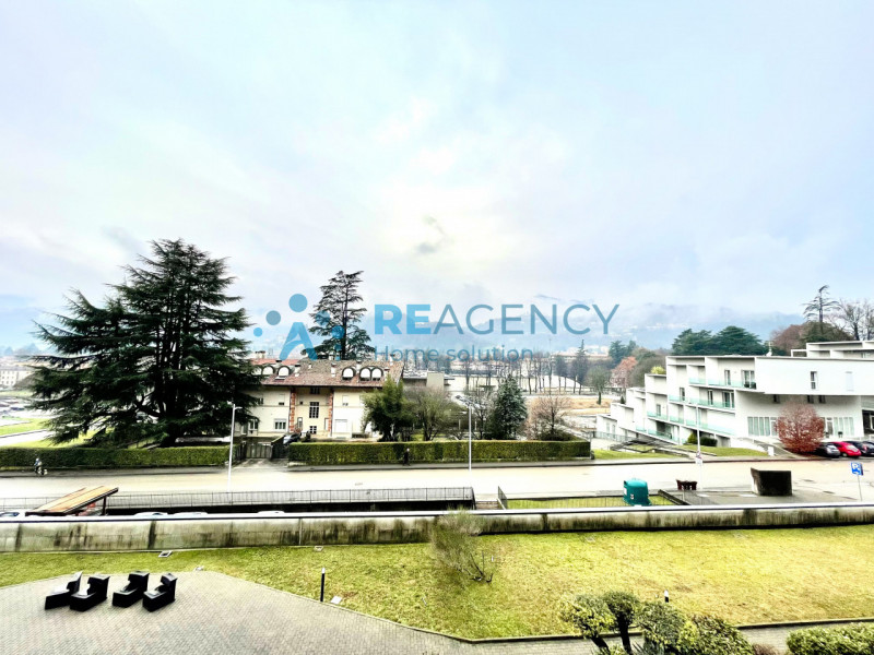 VALDAGNO ZONA FAVORITA  

Stai cercando un APPARTAMENTO BICAMERE CON GRANDE TERRAZZO ABITABILE E ...